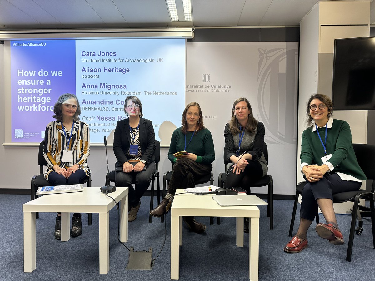🔵How do we ensure a stronger heritage workforce? At the core of CHARTER’s work, this question was adressed in a new round table together with representatives of ICCROM, Chartered Institute of Archaeologists UK, Erasmus University Rotterdam, and Denkmal3D.