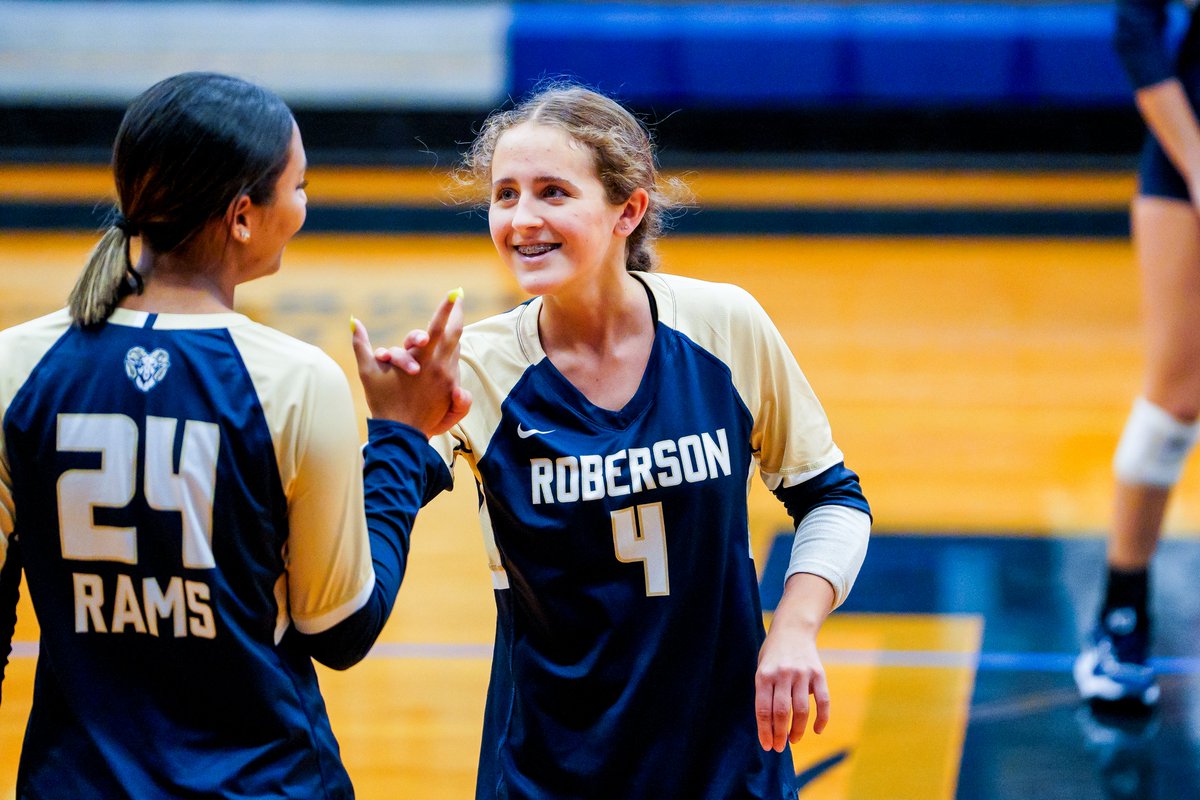 HighSchoolOT's tweet image. Over two dozen volleyball programs from WNC will take the floor tonight in the NCHSAA playoffs.

Each has had a different journey to resumption, but the return of &apos;Mountain Volleyball&apos; felt like a necessary step for healing.

READ: highschoolot.com/story/hurrican…