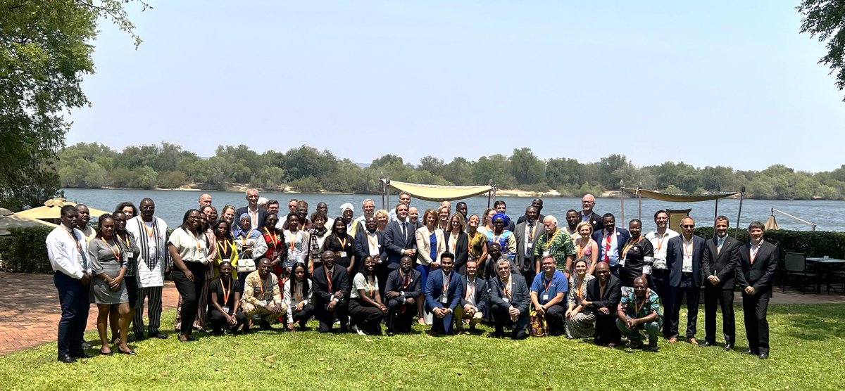 📸 What a fantastic gathering! The #PanAfGeo team &amp; esteemed representatives united for a memorable group photo, celebrating our shared commitment to advancing geosciences across Africa. Here's to stronger partnerships and a bright future! 🌍✨ #Collaboration #Geosciences