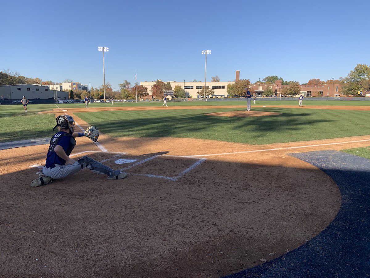 MillerTM12's tweet photo. Beautiful Day! 
Start of the Blue/Gray World Series. 
Go KNIGHTS ⚔️
@MarianUBaseball @MUKnights @MarianUniv https://t.co/Wj6XGs646A