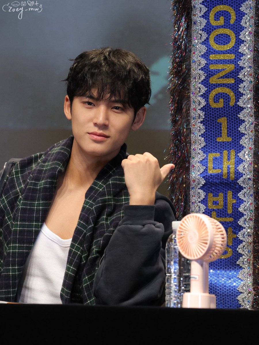 zoey__mw's tweet photo. 241019 KnPOPS
#민규  #ミンギュ #MINGYU 
#세븐틴   #SEVENTEEN https://t.co/eFHI7AxhvL