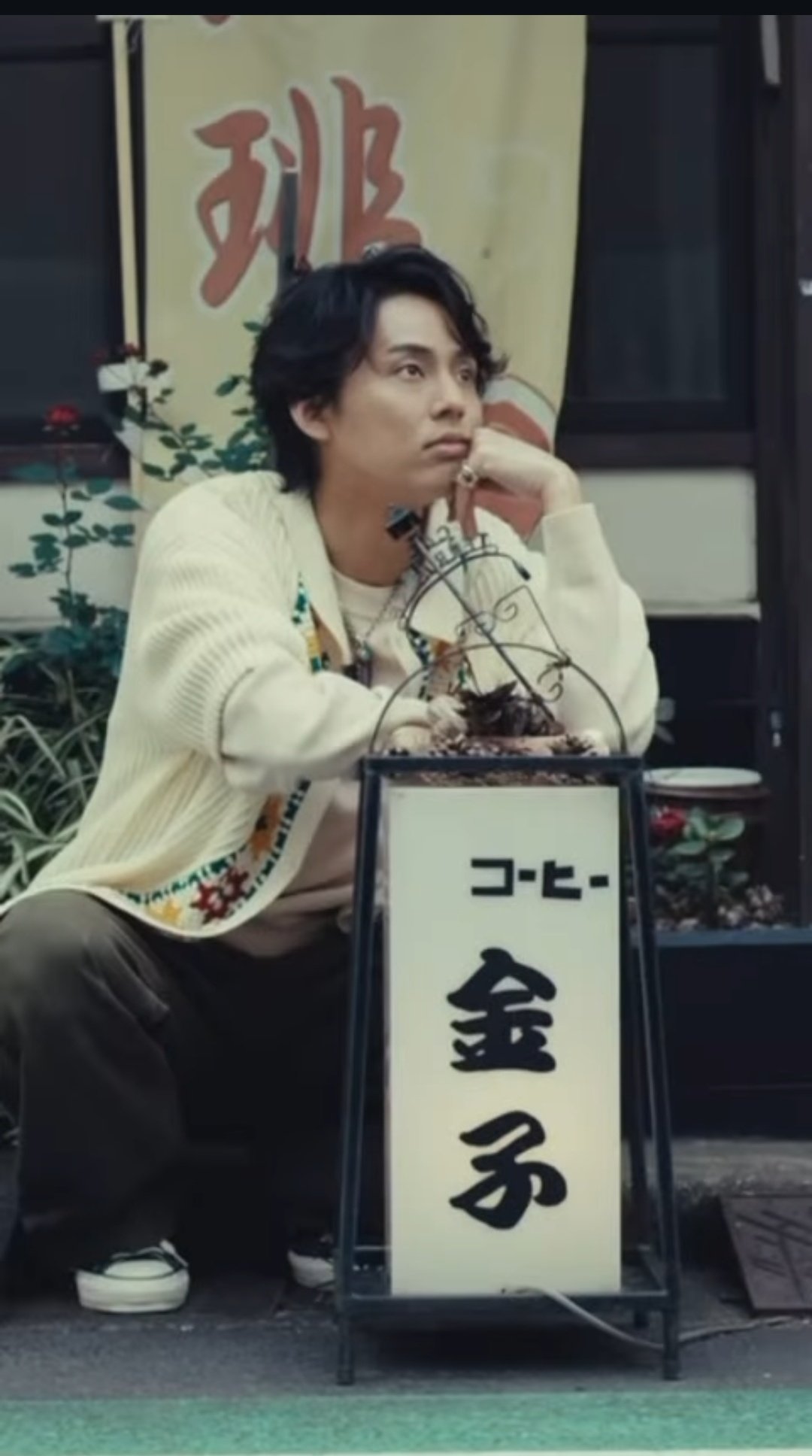 藤ヶ谷太輔 はじめまして。 Kis-My-Ft2 藤ヶ谷太輔です。 ⁡ SNS初心者だから