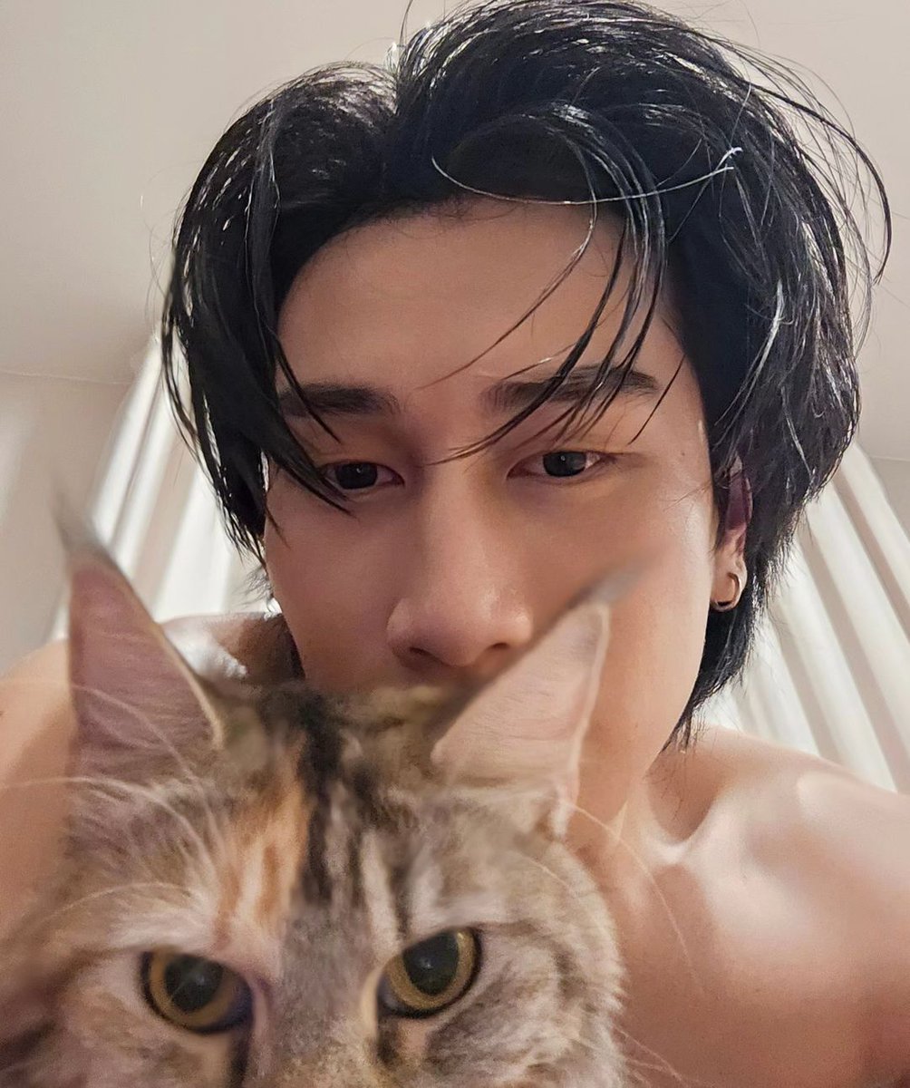 BibleItalia's tweet photo. 🖤 @biblesumett's IG post update
🗓 22.10.2024

"Akuma, say hi"
🇮🇹 Akuma, saluta

#bsumone #BibleWichapas  #bsumpets https://t.co/53ZV6m4DAy