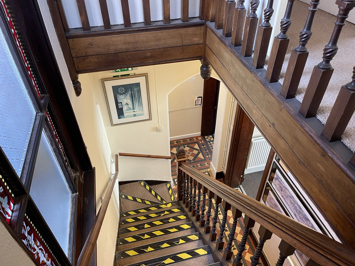Sadness this morn, but we knew this day would come. Outside the office where we are finally all completely cleared up, redecorated and all the formalities done. It’s onto the next chapter and in the coming days, I’m very, very excited to share with you all what I’m doing next!