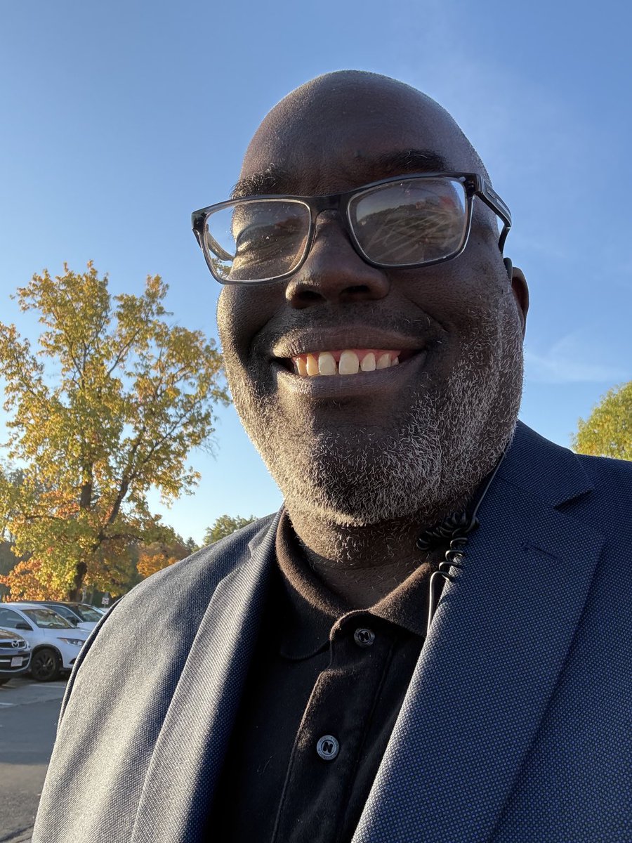 Ernest Clinkscale (@ernestclinksca2) on Twitter photo Shoutout to all my morning duty people. Greet all your people with a smile and remind them that you are glad they are here!! <a href="/HawthorneWCS/">Hawthorne Elementary</a> <a href="/WCSOH/">Westerville Schools</a> Shoutout to all my morning duty people. Greet all your people with a smile and remind them that you are glad they are here!! <a href="/HawthorneWCS/">Hawthorne Elementary</a> <a href="/WCSOH/">Westerville Schools</a>