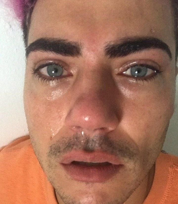 darknesssum's tweet image. Yo luego de las últimas dos semanas. 
( ya me metí en problemas otra vez, y eso que ayer era lunes )