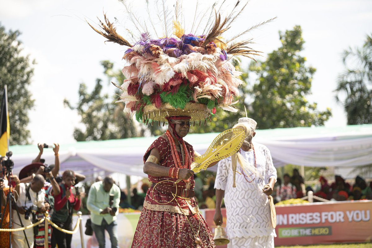 OfalaOnitsha's tweet photo. Agụ!
The Jewel of the Jewel on the Niger.
#OfalaFestival2024 #OfalaFestival #Ofala #Onitsha #Culture #Royalty #Celebration #Heritage https://t.co/N4uZyc9P1T