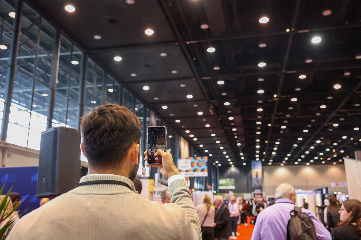 McCormick Place tweet media