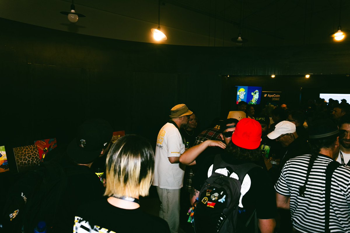 BORED MINDS ≡_≡ (@boredmindsclub) on Twitter photo House OG Fashion & Art Show was such a vibe!! 🙌🙌🙌
Host & Fashion <a href="/HouseOGxyz/">House OG</a>
Art <a href="/BoredMindsClub/">BORED MINDS ≡_≡</a>
DJ <a href="/_devonjames/">Devon James</a>
Venue <a href="/BoredInApe/">BoredIn</a> <a href="/ThankApe/">Thank APE: Built by ApeCoin</a>
#ApeFest2024 House OG Fashion & Art Show was such a vibe!! 🙌🙌🙌
Host & Fashion <a href="/HouseOGxyz/">House OG</a>
Art <a href="/BoredMindsClub/">BORED MINDS ≡_≡</a>
DJ <a href="/_devonjames/">Devon James</a>
Venue <a href="/BoredInApe/">BoredIn</a> <a href="/ThankApe/">Thank APE: Built by ApeCoin</a>
#ApeFest2024