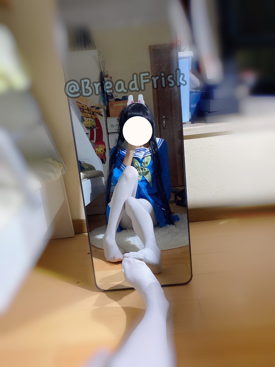 BreadFrisk's tweet photo. 你怎么知道我单杀了花嫁咩咩子的（虽然后面还是被煌黑给按在地上锤） https://t.co/4EnYcTvrJM