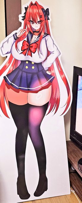 嫌なことがあっても 疲れて帰ってきても
オリキャラ(うちの子)の 等身大パネルさえあれば 
お!可愛い〜〜ってはしゃげてしまうのよ😎😎 