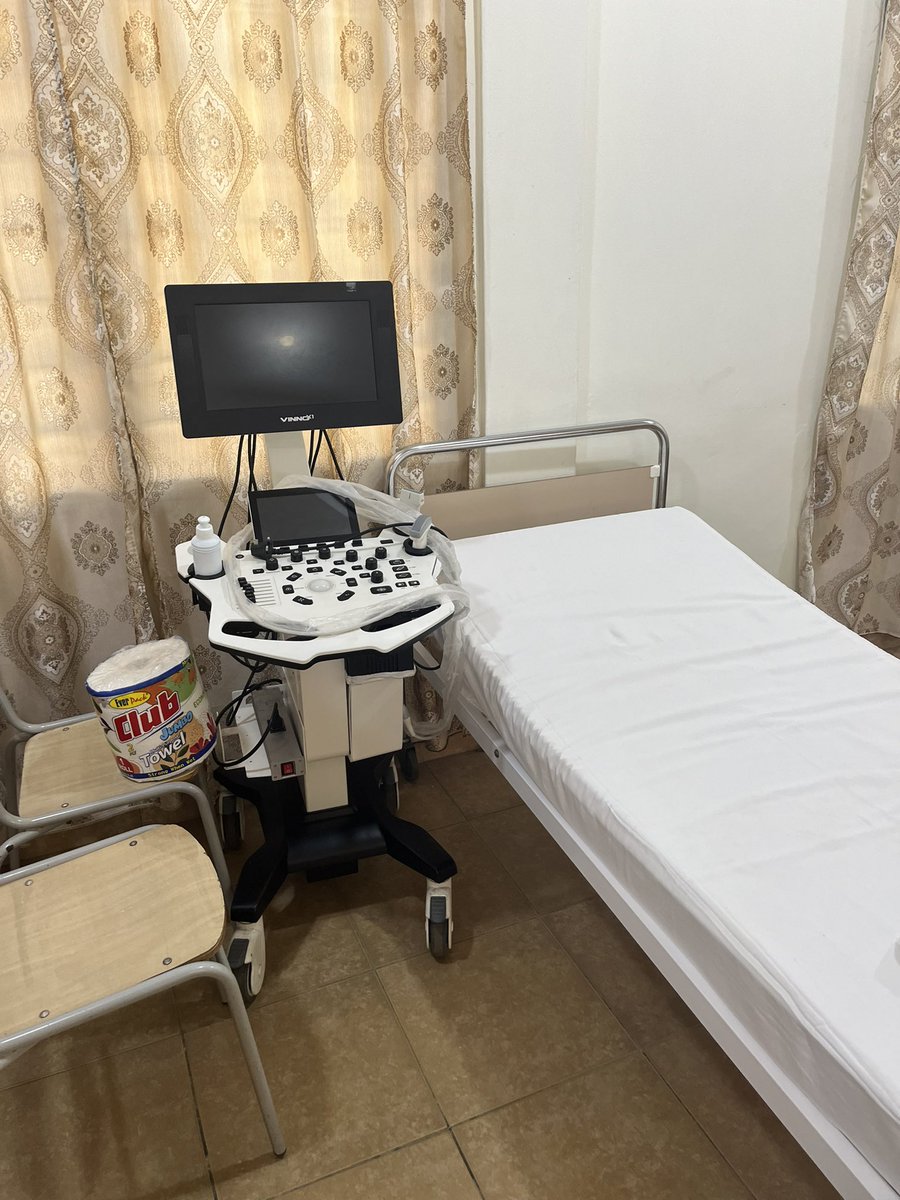 Enjoying teaching POCUS in Ho Teaching Hospital Ghana .  Great bunch of Doctors all passionate to make a difference to  the  health of their patients.  Fantastic teaching  by Liz Joekes  (Director of Worldwide Radiology and Angela Booth (Uni of Salford )