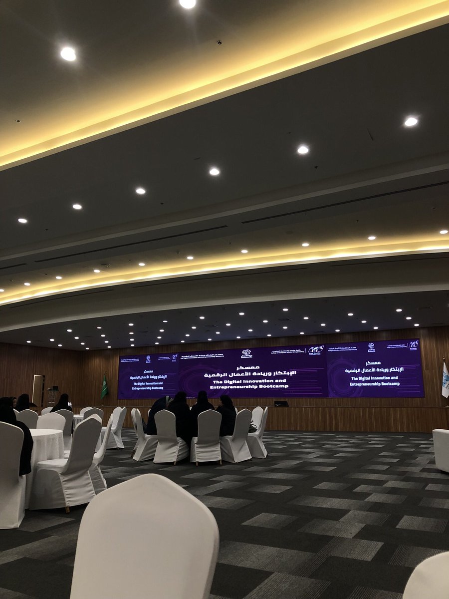 _RahafK16's tweet photo. تشرفت بالمشاركة انا وفريقي في معسكر الابتكار وريادة الأعمال الرقمية بكلية علوم وهندسة الحاسب بجامعة جدة، وكان اليوم عرض المشاريع الختامي 💓💓
تجربة رائعة ومليئة بالتعلم والتطوير. وفخورة جدًا في المخرجات اللي حققناها ✨✨ https://t.co/xiGFiDCsBV
