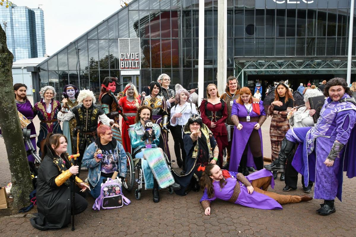 FFComicCon's tweet photo. Did you get to attend any of our fan meets? We love giving all the fandoms a chance to meet up and make new friends across the weekend, thank you to everyone who organised and made the most of our fan meet page!
Photo by the amazing @PhotoGoku
#acmecomiccon #forthefans https://t.co/aSm0fSmh3X