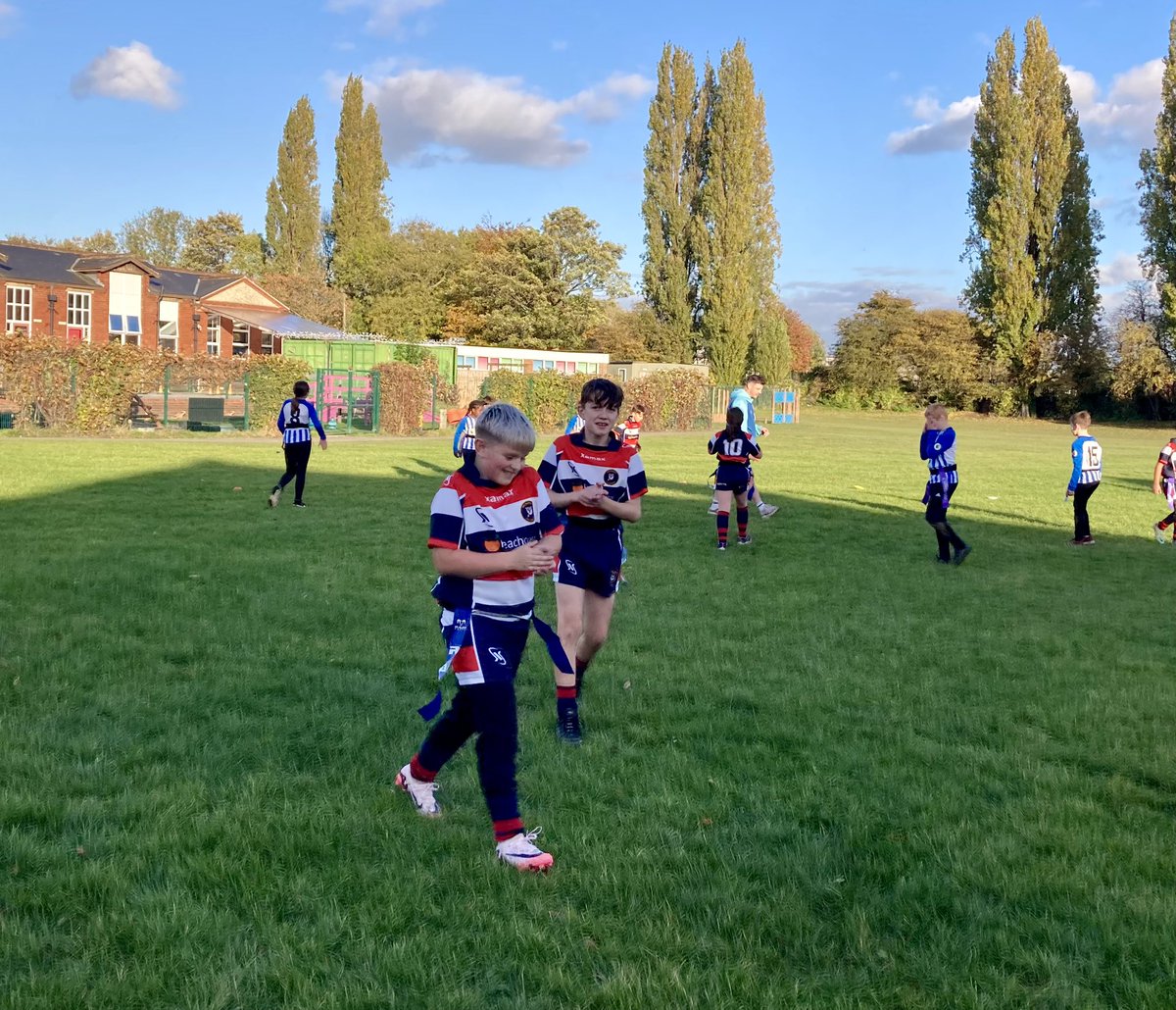 Mrs Earnshaw tweet media