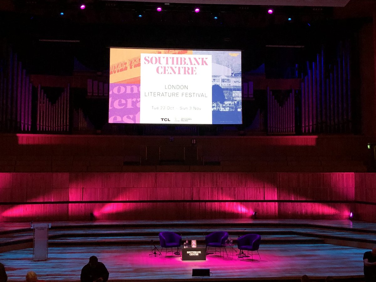 ThanhmaiUK's tweet photo. Almost time #KeanuReeves #ChinaMiéville #TheBookofElsewhere @southbankcentre https://t.co/wFzLCFcnTw
