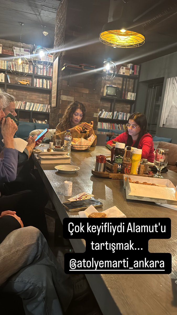 Kitap kulübünden fazlası, dostluk kulübü.
<a href="/atolyemarti/">Atölye Martı</a> #kitap #kitapkulübü