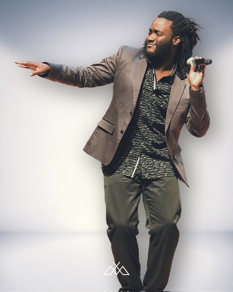 Join us in wishing the happiest of birthdays to our super-scatter, master-arranger, and foodie-extaordinaire - Mr. Jamond McCoy! It's been a privilege to share the stage with you for the last 8 years, and we're looking forward to many more ❤️