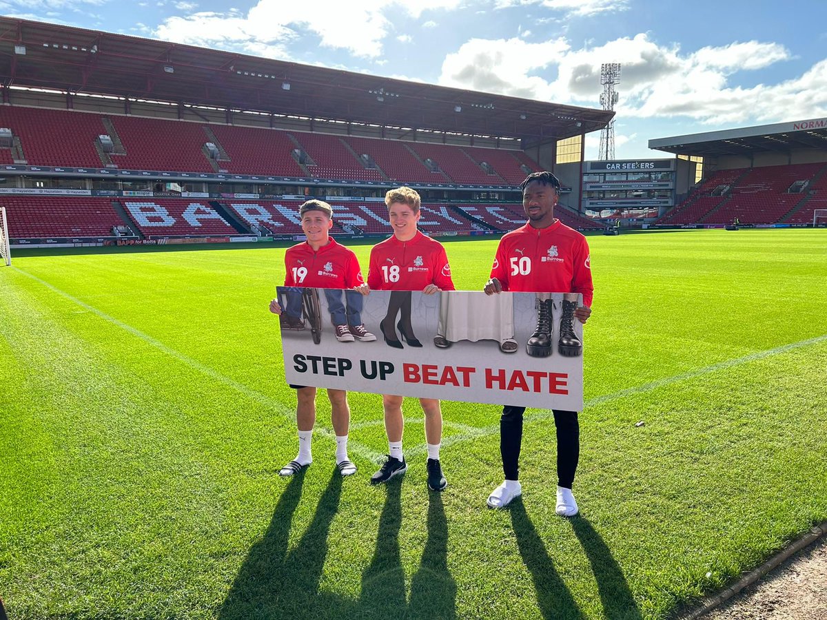 RemediRj's tweet photo. Tonight, the Barnsley FC are spreading awareness about hate crime at Oakwell. They’re handing out flyers to fans all around the stadium so look out for them! #stepupbeathate https://t.co/bp1SWENl92