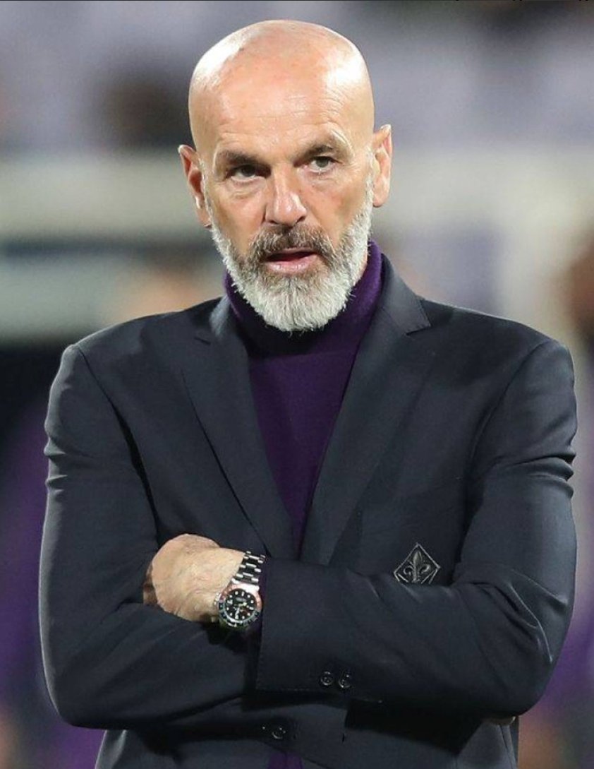 مبروك الفوز و استمرار الانتصارات  أمام خصم داخل المباراه لا يبحث عن أي شي سوء الدفاع ثم الدفاع ..مباراه كانت بدنيه و فيها صراعات كثيره وهذا ديدن الانديه الايرانيه ..

بيولي 

7 مباريات 

7 فوز 

سجل 15 هدف 

استقبل 3 أهداف 

4 مباريات كلين شيت 

بدايه جدا ممتازه للايطالي