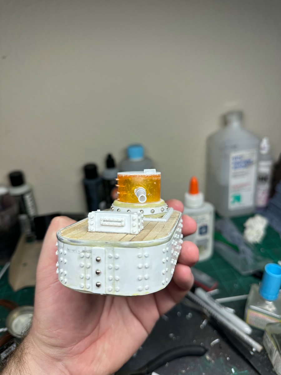 Chaosboyman's tweet image. Big updates big moves big #scabz @maxstaxidermia 
#modelmaking #scratchbuild #kitbash #modeling