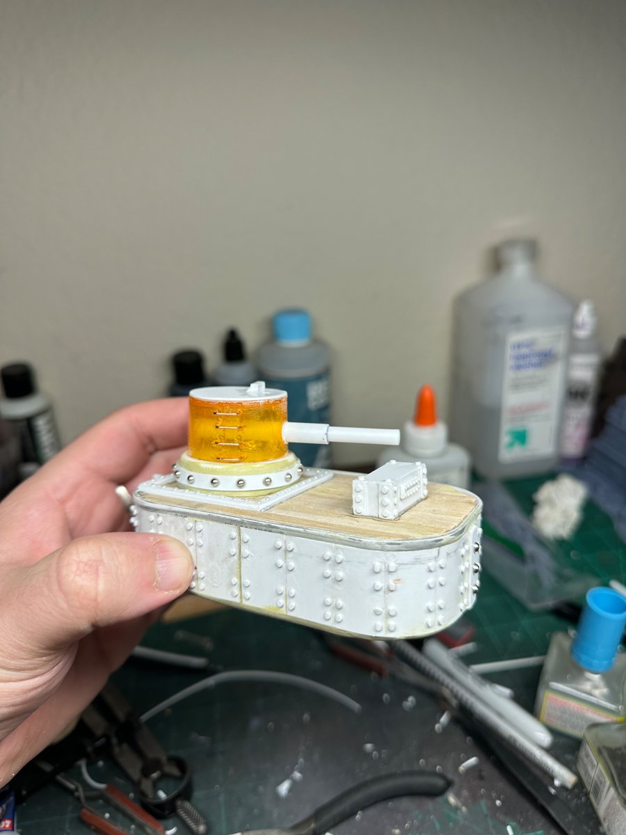 Chaosboyman's tweet image. Big updates big moves big #scabz @maxstaxidermia 
#modelmaking #scratchbuild #kitbash #modeling