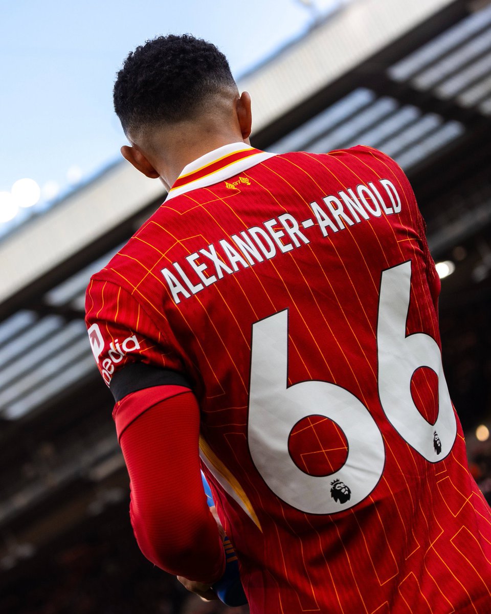 _AnfieldPulse's tweet photo. 🚨🏴󠁧󠁢󠁥󠁮󠁧󠁿| As of today, Liverpool 𝗗𝗘𝗡𝗬 to have any communication from Trent Alexander Arnold that he’s not going to renew his contract. 

🗣️🔴 Trent remains in contact and is talking to Liverpool.

🗞️ [@FabrizioRomano]

#LFC #LFCcontracts https://t.co/VW9Hy7IcU5