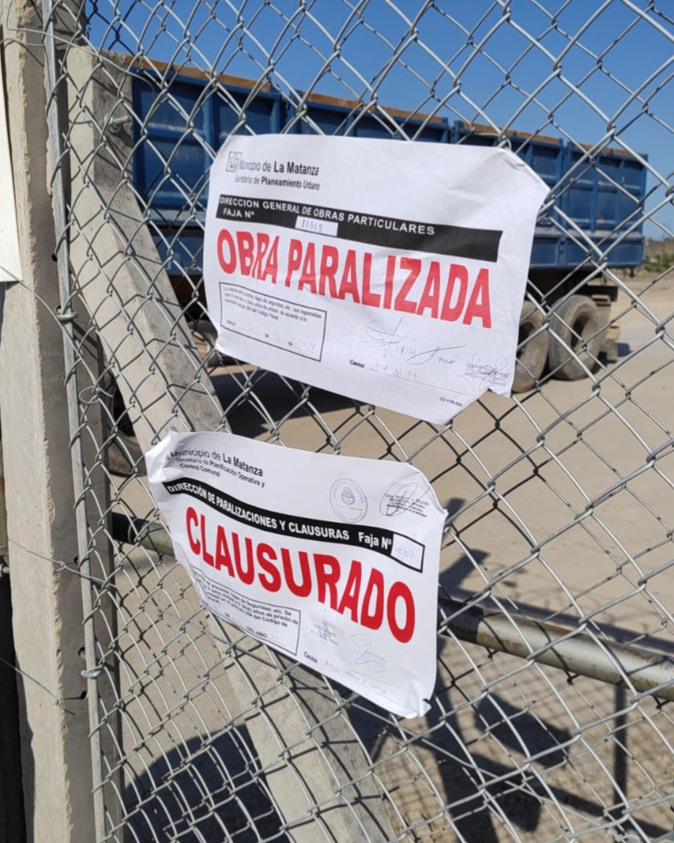 Como no saben hacer otra cosa que generar pobreza y usar la provincia de Buenos Aires como su propio granero para llenarse entre ellos los bolsillos, hoy el kirchnerismo decidió clausurar la planta que tiene Mercado Libre en La Matanza.

El populismo se encarga especialmente en