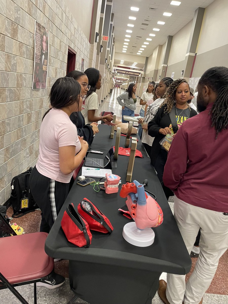 8th grade parent night was amazing! Thank you to all who attended!