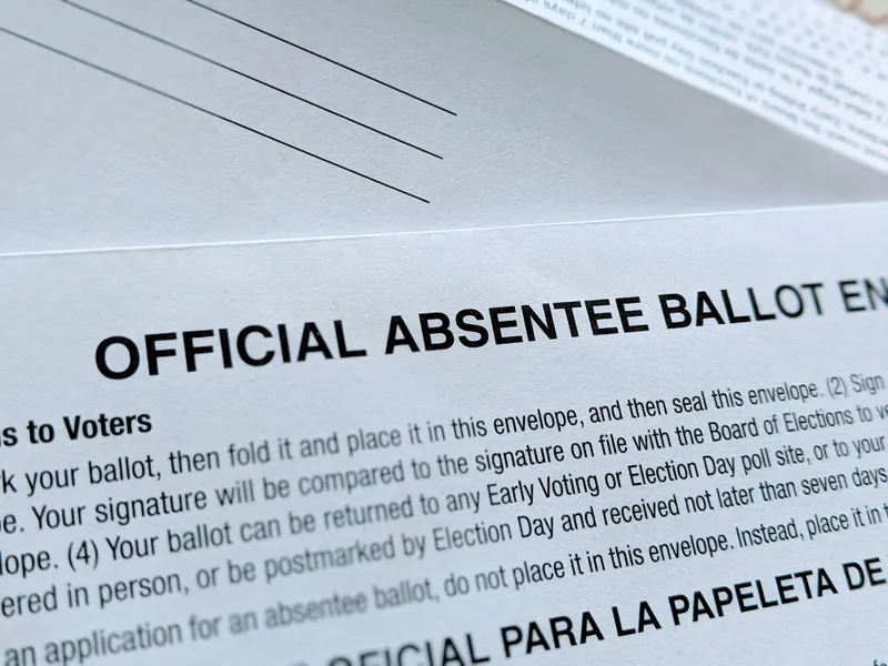 We are two weeks away from Election Day!

<a href="/EFeyStl/">Eric Fey</a>, Democratic Director of Elections in St. Louis County, joined us to discuss how you can vote through no-excuse in-person absentee voting and why elections in our area will always be secure.

🔊Listen: audacy.com/podcast/the-ch…