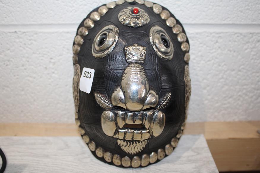 MewsAuctions's tweet image. Available this Friday 25th October. Auction starts at 6pm.

Tibetan Turtle Shell Mask.

#tibetan #turtleshell #mask