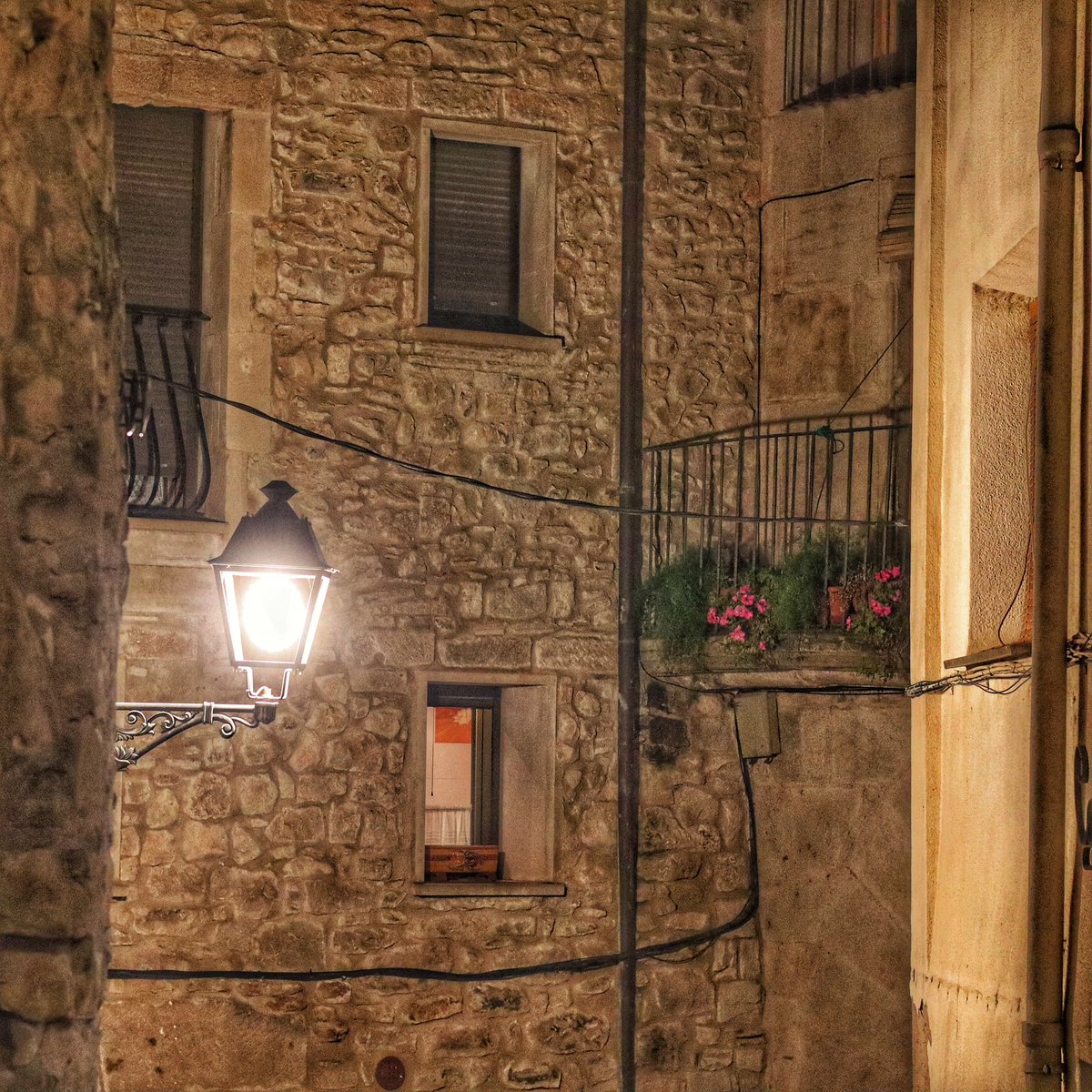 Fanal espluguenc XIX
#somtrescentsipico #esplugacalba