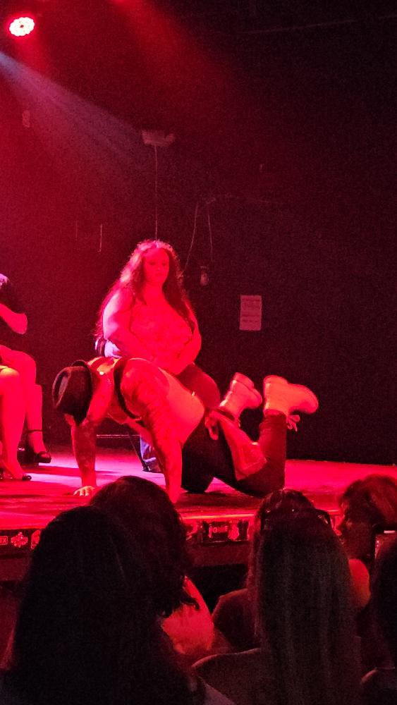 MiamiTheDancer's tweet photo. HOUSTON!!!! You came out and showed love. I can’t wait to go back and perform for you all again 🤘🏼🫶🏼