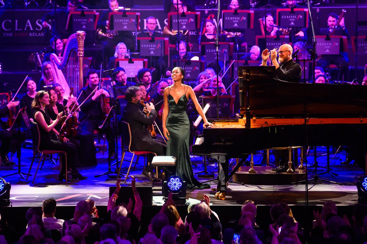 conductorben's tweet photo. Some truly epic photos (🙏🏻 @mcrossick) from an unforgettable night conducting the mighty @philharmonia at #classicfmlive, with 5 wonderful soloists, presented by @XanderArmstrong, @KlassMyleene & @mrdanwalker. Tune in to @ClassicFM at 8pm to hear the whole concert w/ @zebsoanes. https://t.co/gsScxc8QNh