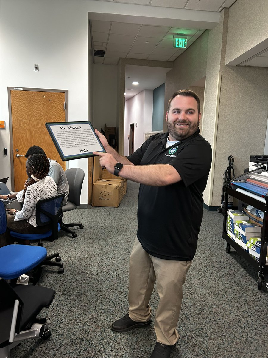 North Lake Early College High School tweet media