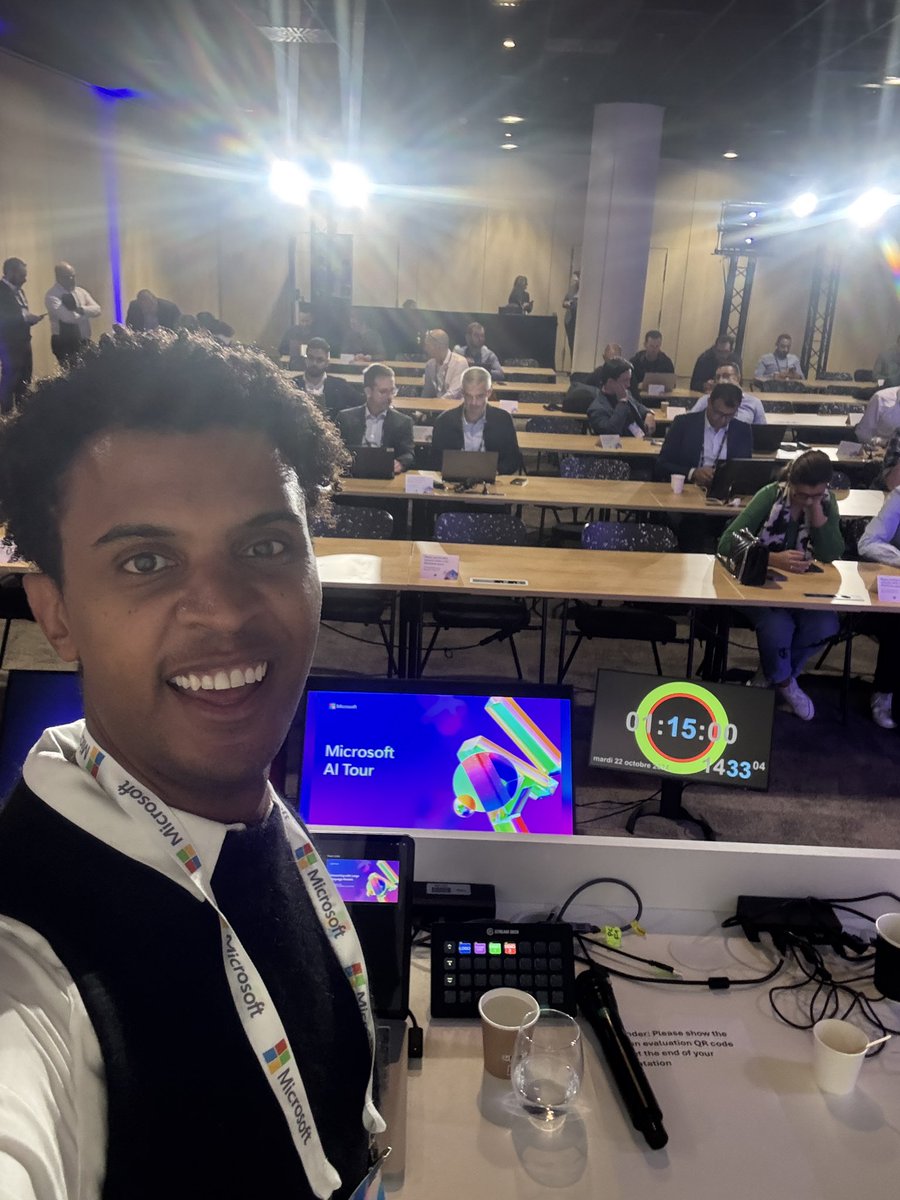 "AI but make it fashion" - Paris

#MicrosoftAITour