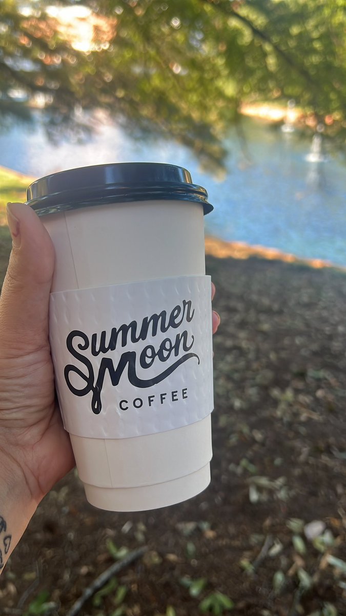 SethandKTsmom's tweet photo. Grateful for friends on campus that make #NoTearsTuesday with yummy coffee from the new Summer Moon coffee shop in downtown Clemson possible!! 

#ClemsonFamily 
#CoffeeIsSoGoood
#GettingMyStepsIn https://t.co/AvA0kDzR5a