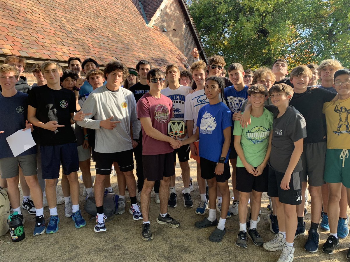 Shout out to Senior Dominic Savarese on earning Worker of the Week.  He has quietly progressed this season and has been racing real well.  His last 2 races have been PR’s and he’s gone under 17 min both times.