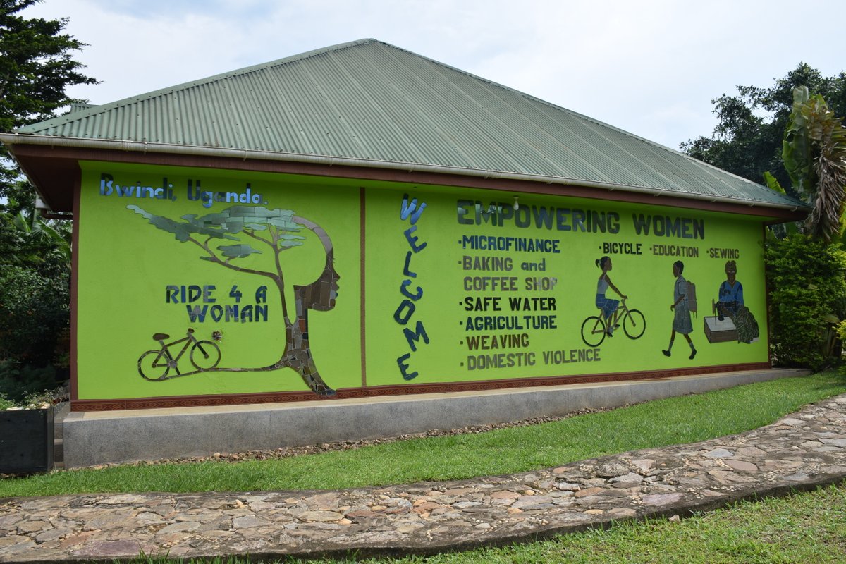 GivePowerFdn's tweet image. A heartfelt thank you to Deborah Thompson, Jay Batley, and the GoodLeap Impact Squad for making this possible. 🙏

Want to support more projects like this? Click here to donate: gofund.me/cb1e34e8

#JoinTheCharge #GivePower #Ride4AWoman