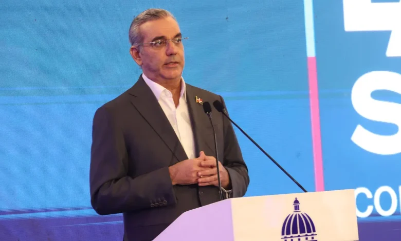 ElSucesoES's tweet image. #ElSuceso Presidente Luis Abinader dice Gobierno no tiene “otra propuesta” de reforma fiscal.

LEA MÁS 👉 lc.cx/etq25w

CC. @luisabinader @jochivicente @MinHaciendard 

Abinader San Cristóbal #lasemanal Distrito Nacional #ReformaQueTransforma #PactoIdeal