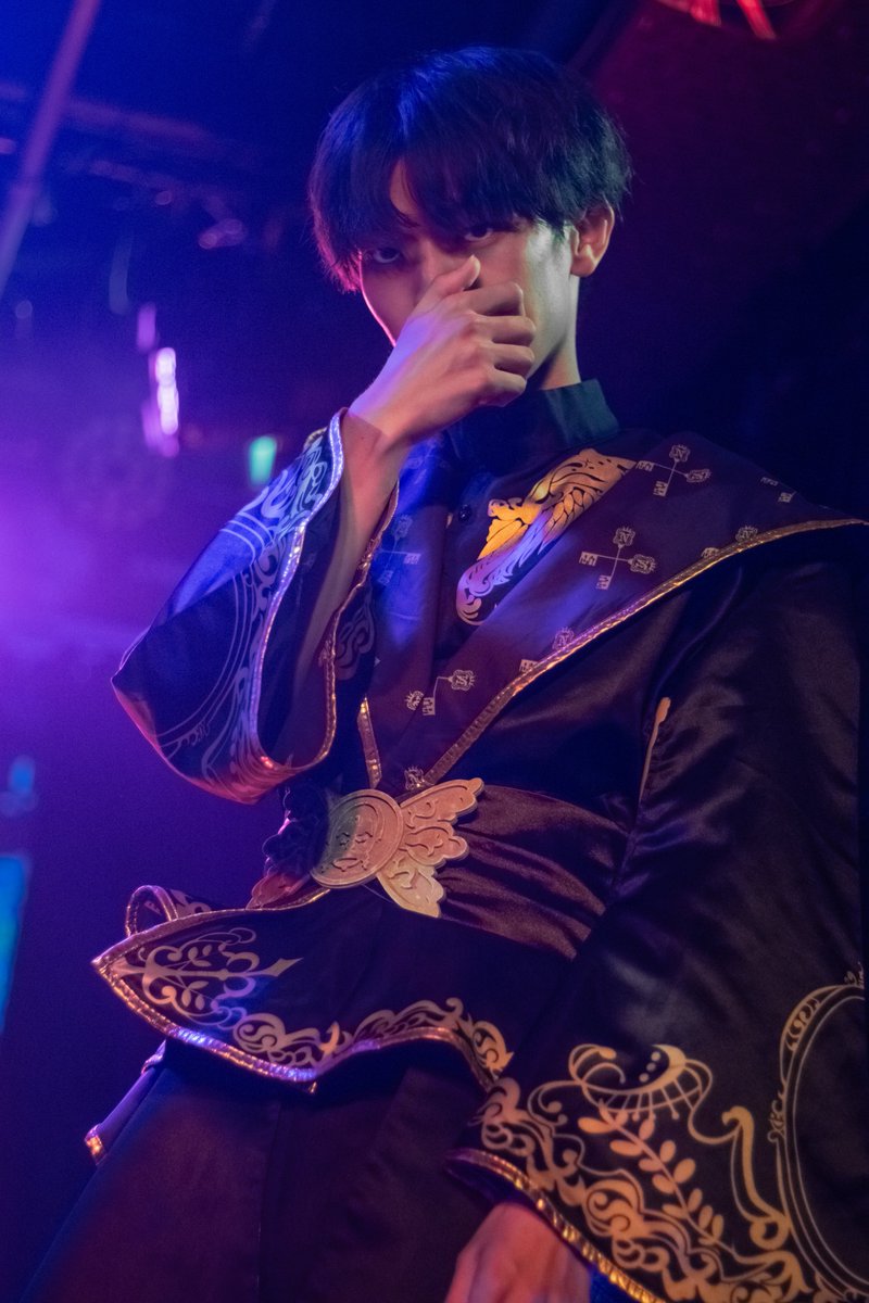 aoi___heart's tweet photo. やっと納得いくKING撮れた気がします(１枚目現像頑張った)

#SDN_now #showdiner #ショーダイナー #アキバスクランブル #強火エンタメ軍団 https://t.co/6MfIfbRjO7