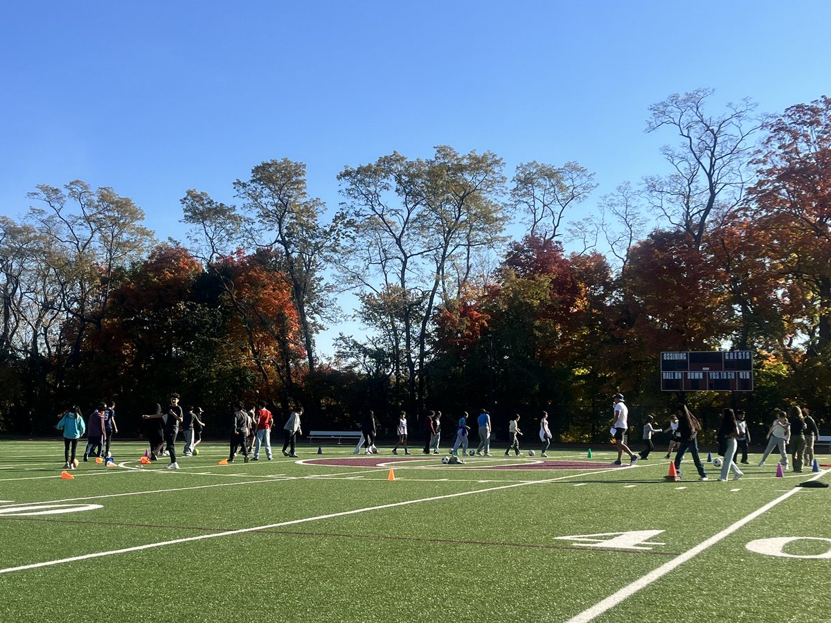 MrHerrera_AD's tweet photo. Students engaged in soccer activities with @ZippyCalkins during Physical Education at AMD ⚽️ #OPride https://t.co/YG6zm54od1