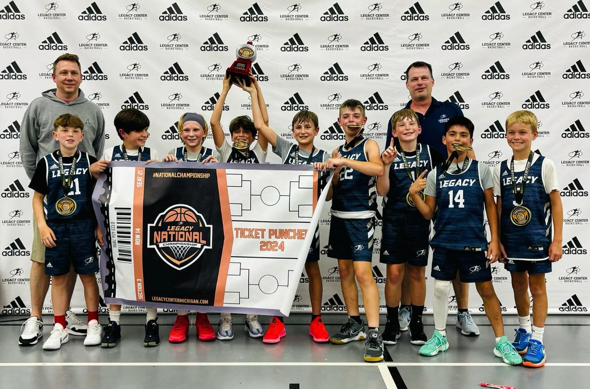 Basketball Tryouts - Boys &amp; Girls Grades 3rd - 8th

Tryouts November 3rd

The winter season goes from November - early March

Teams will play in a 6-week league at Legacy and five tournaments at Legacy and outside venues.

Register &amp; more details 👇

legacycentermichigan.com/sports-activit…