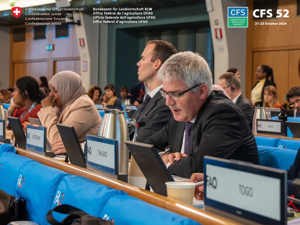 At  #CFS52, reflecting on 20 years of #RightToFood guidelines, State Secretary <a href="/Christian9Hofer/">Hofer Christian</a> <a href="/CHblw/">BLW - OFAG - UFAG</a> emphasized, «#Food is a human right,» and urged stronger global engagement in implementing the guidelines.

More informations ➡️ fao.org/cfs/plenary/cf…