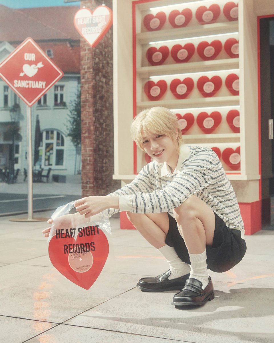 BIGHIT_MUSIC's tweet photo. The Star Chapter: SANCTUARY - Concept Photo 'LOVER' - #범규 (#BEOMGYU)
🌟 https://t.co/5neWPTaJbr 

#투모로우바이투게더 #TOMORROW_X_TOGETHER #TXT 
#TheStarChapter #SANCTUARY #TXT_LOVER https://t.co/k68rj0OZT5