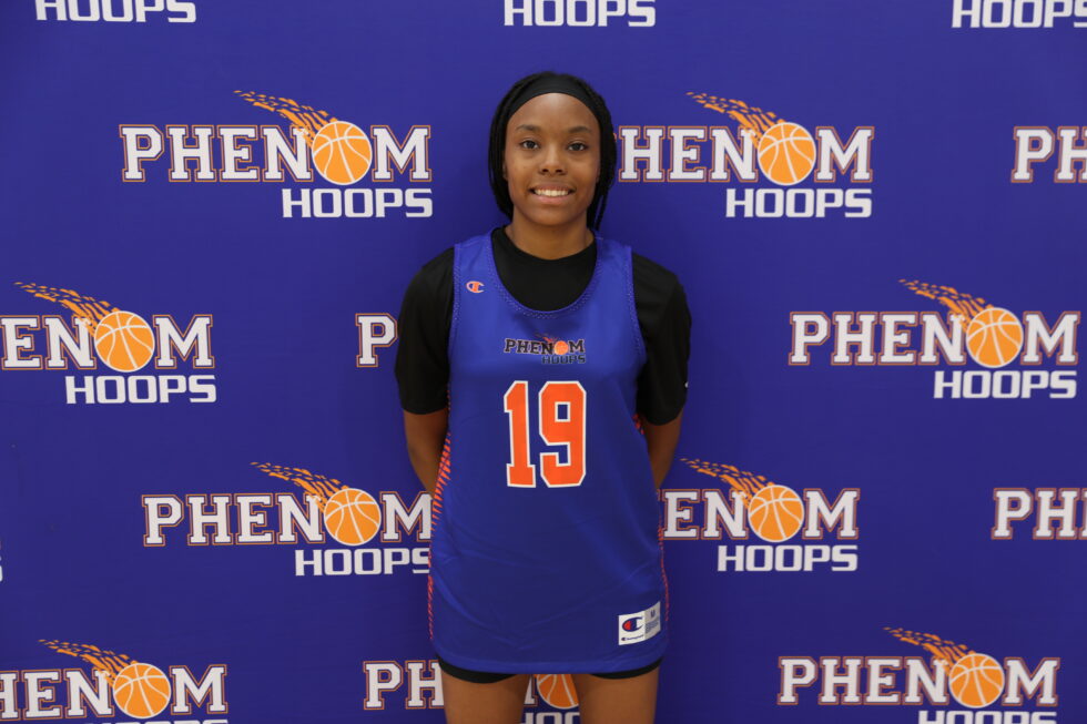 LadyPhenomHoops's tweet image. Lady Top 80 Camp Evaluations: Team 6
#LadyTop80 #LadyPhenom #PhenomHoops

'27 Faith Yon
'26 Ciara Stuart
'27 Ke'Nyia Young
'25 Breanna Perry
'25 Brelyn Miller
'27 Landry Tsujii
'25 Summer Haith
'26 Sarah Milsap
'28 Kassidy Tolliver
'27 Lenise Joseph

Read: phenomhoopreport.com/lady-top-80-ca…