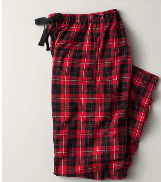 FritzellV's tweet photo. Pantalon de pyjama féminin en rouge et noir https://t.co/5Ol48zPNoz via @zazzle https://t.co/T6I89q9On3