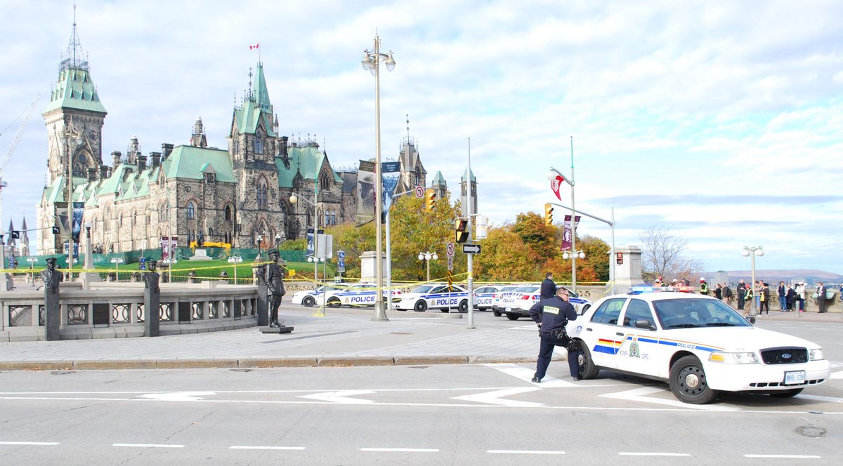 TheHillTimes's tweet photo. Unarmed Hill security were the true heroes on Oct. 22, 2014, says Heather Bradley, who speaks publicly about that awful day for the first time #cdnpoli

https://t.co/FDfCyHHYeq https://t.co/B8g9D0csky