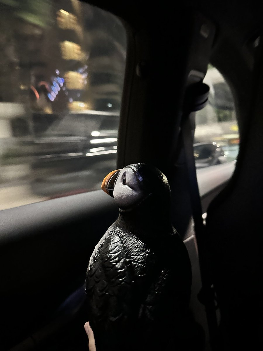 MSuppasit's tweet photo. พาน้องมาออกงาน🤣 #MensFolioxMew https://t.co/mNeIUENJBL