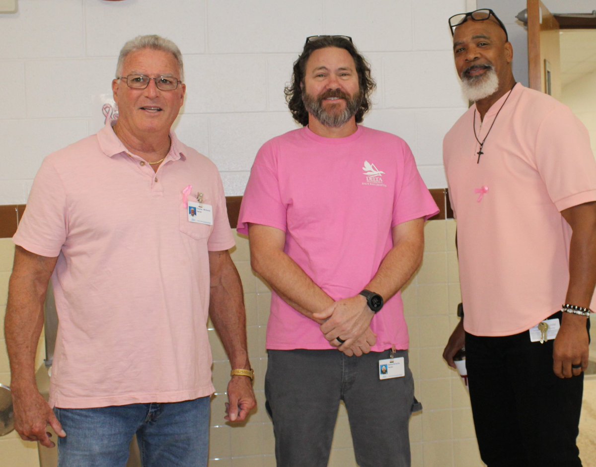 vbschools's tweet photo. To cap off the initiative, the entire school showed their support by wearing pink on Oct. 10 in solidarity with those affected by breast cancer.
We are so proud of their efforts! 💪 #VBCPSProud #TechCenterCares #BreastCancerAwareness #PinkForACause #StudentLeaders https://t.co/4rNH1XHr4E